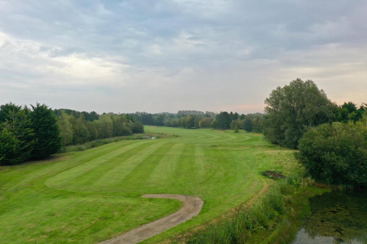 The Essex Golf & Country Club Hotel Coggeshall Dış mekan fotoğraf